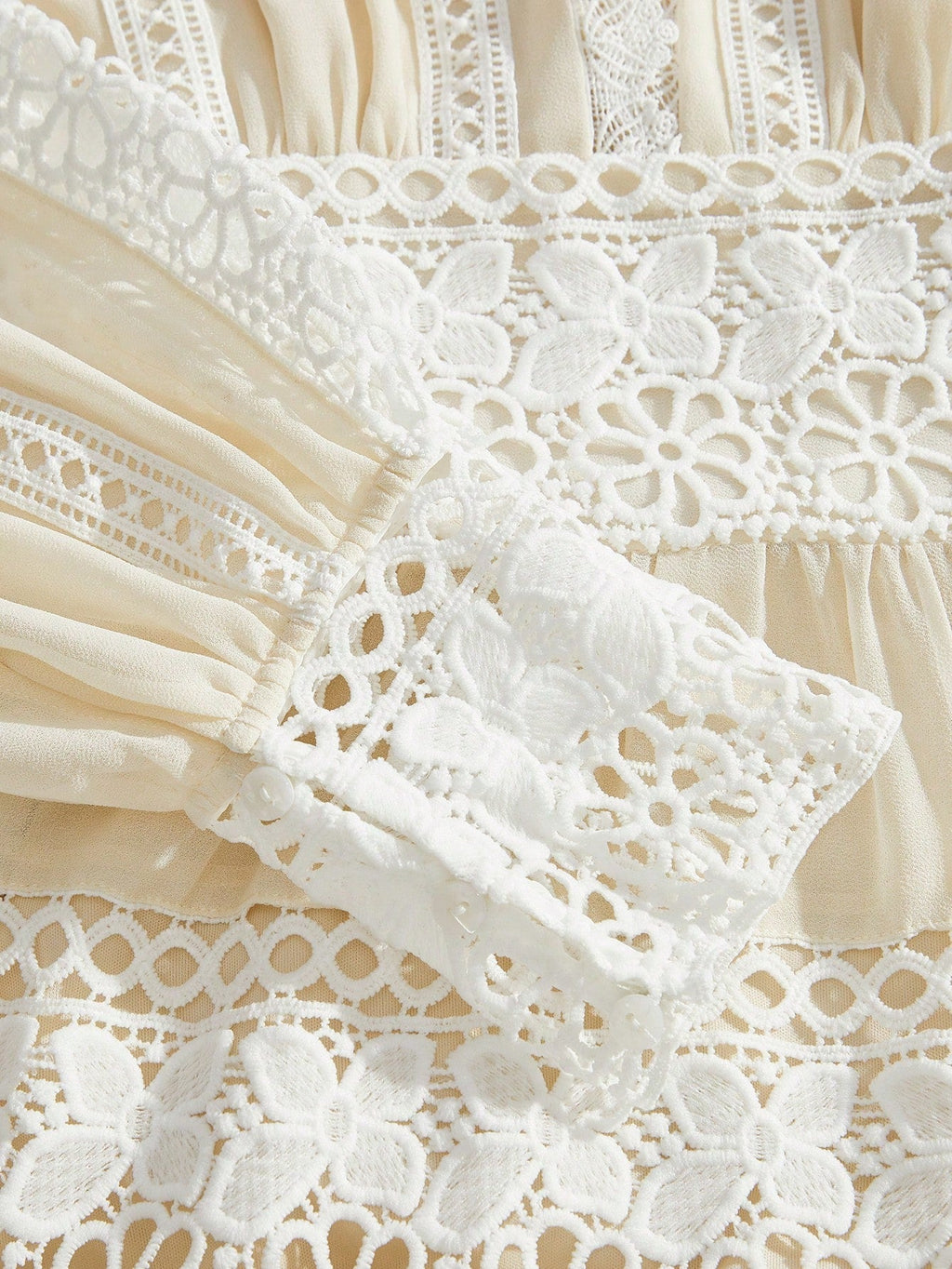 French Fashion Palace Hollow Splice Soft Lace Trim Maxi Dress