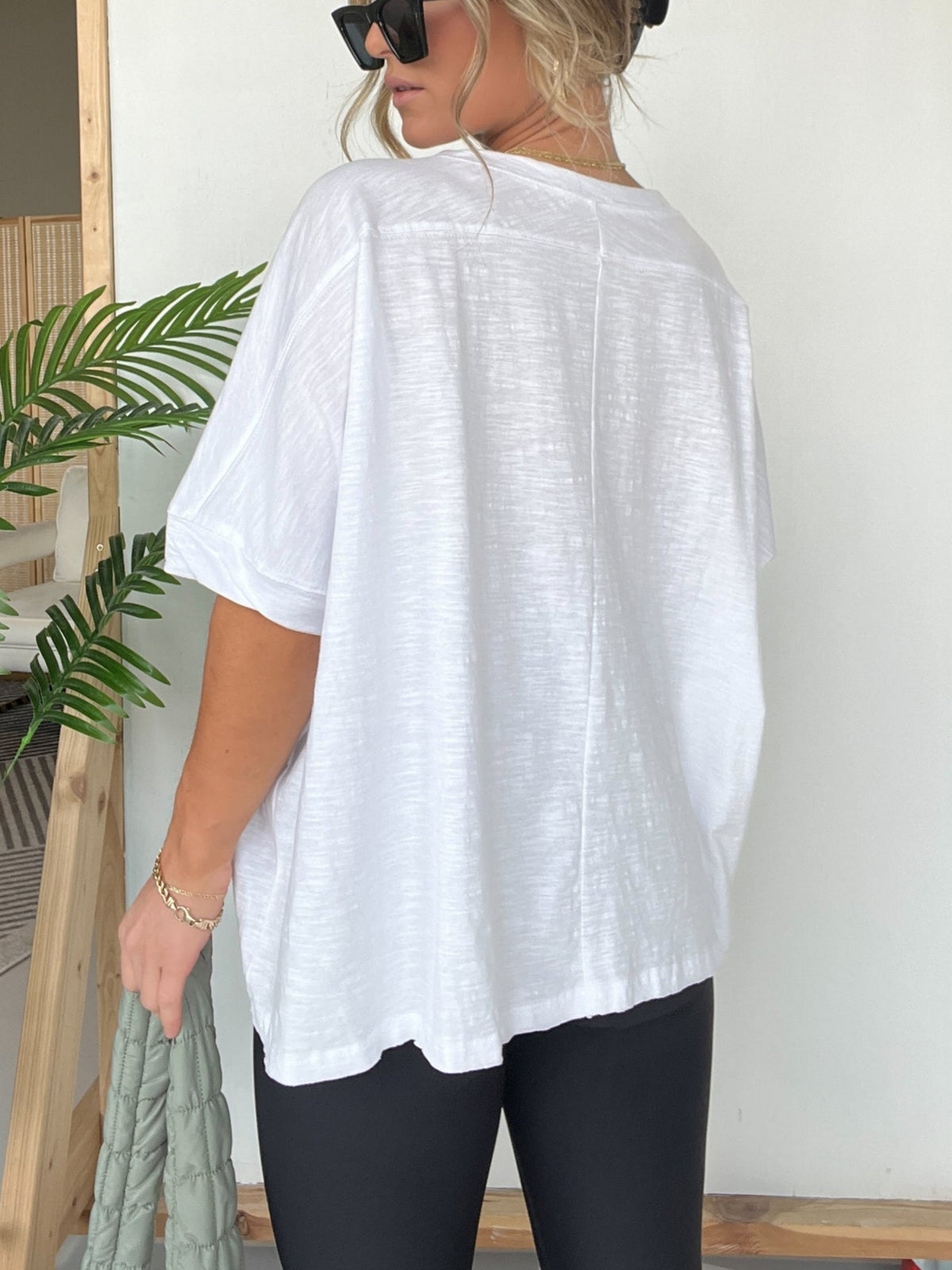Women's Solid Colour Loose Round Neck Oversized T-Shirt